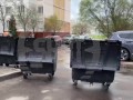 Мусорные баки начали уезжать из Москвы из-за шторма