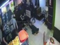 В Москве в мигрантском кафе прошёл эпичнейший рейд.