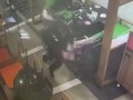 В Подмосковье сотрудники и посетители «Бургер Кинга» жалуются на воровство подростков