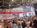 Так выглядят очереди в кассы в аэропорту Шереметьево