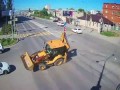 Так сегодня утром в Волгограде сошлись трактор, Nissan Qashqai, VW Tiguan и Skoda Rapid