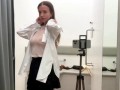 Примерка одежды в ТРЦ
