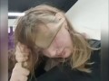 В московском ПВЗ клиентка устроила скандал из-за стикеров и 40 минут удерживала сотрудницу за волосы