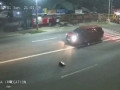 Азия, ребенок выпал из беременной и потом был раздавлен