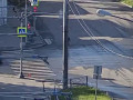 Вот кто-то с горочки спустился… на красный свет