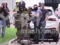 В Москве на улице Леси Украинки под припаркованным автомобилем нашли подозрительный предмет